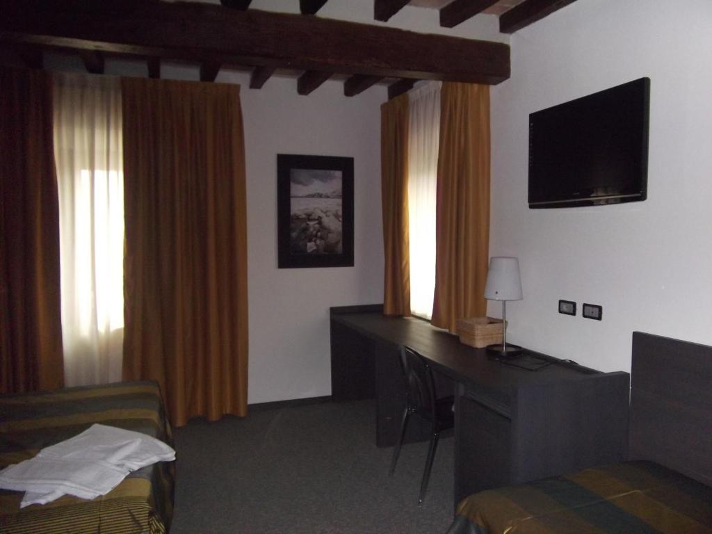 Locanda Sant'Ambrogio Rivalta  Quarto foto
