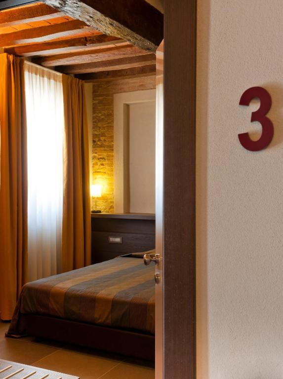 Locanda Sant'Ambrogio Rivalta  Quarto foto